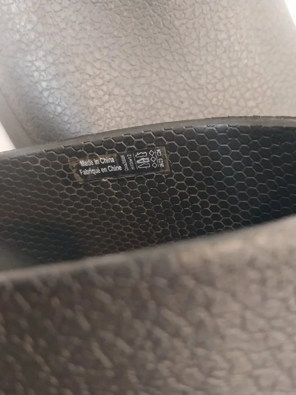 CROCS Black Clogs Mens 10 Womens 11 DYLAN Slip On Mules Comfort Slides 209366